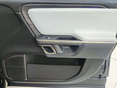 Used 2023 Rivian R1T Adventure image 25