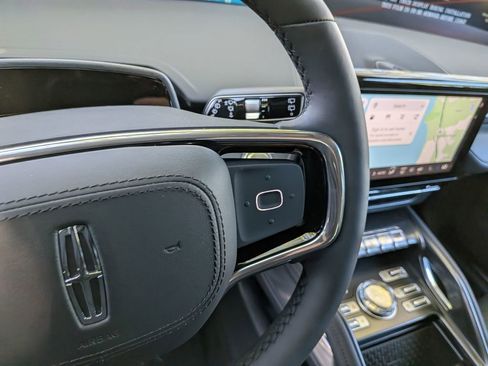 New 2026 Lincoln Nautilus Reserve image 21