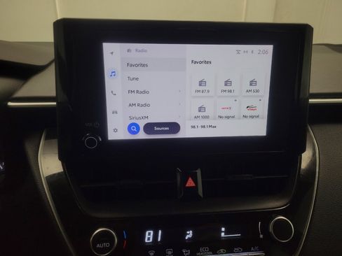 Used 2023 Toyota Corolla LE image 25