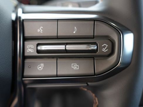 New 2026 GMC Acadia AT4 w/ Luxury Package image 13