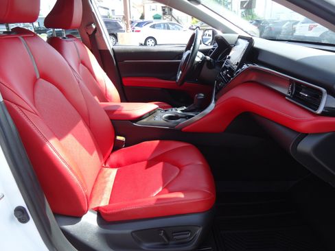 Used 2024 Toyota Camry XSE FWD image 26