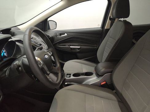 Used 2016 Ford Escape SE image 17