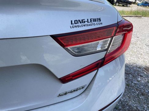 Used 2020 Honda Accord Sport image 11