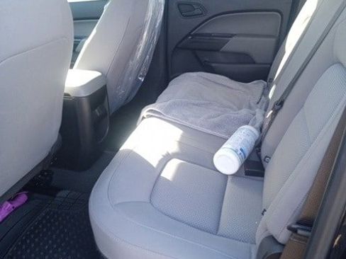 Used 2022 Chevrolet Colorado W/T w/ WT Convenience Package image 9