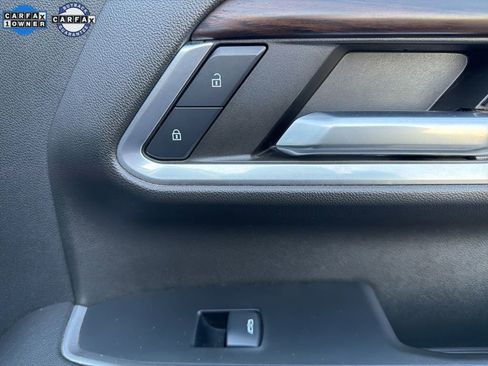 Used 2024 GMC Sierra 2500 SLT w/ Texas SLT Premium Package image 17