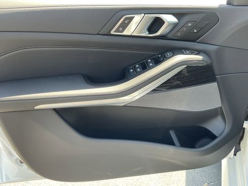 Certified 2025 BMW X1 xDrive28i image 17