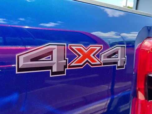 New 2026 Ford F250 Platinum AWD/4WD image 7