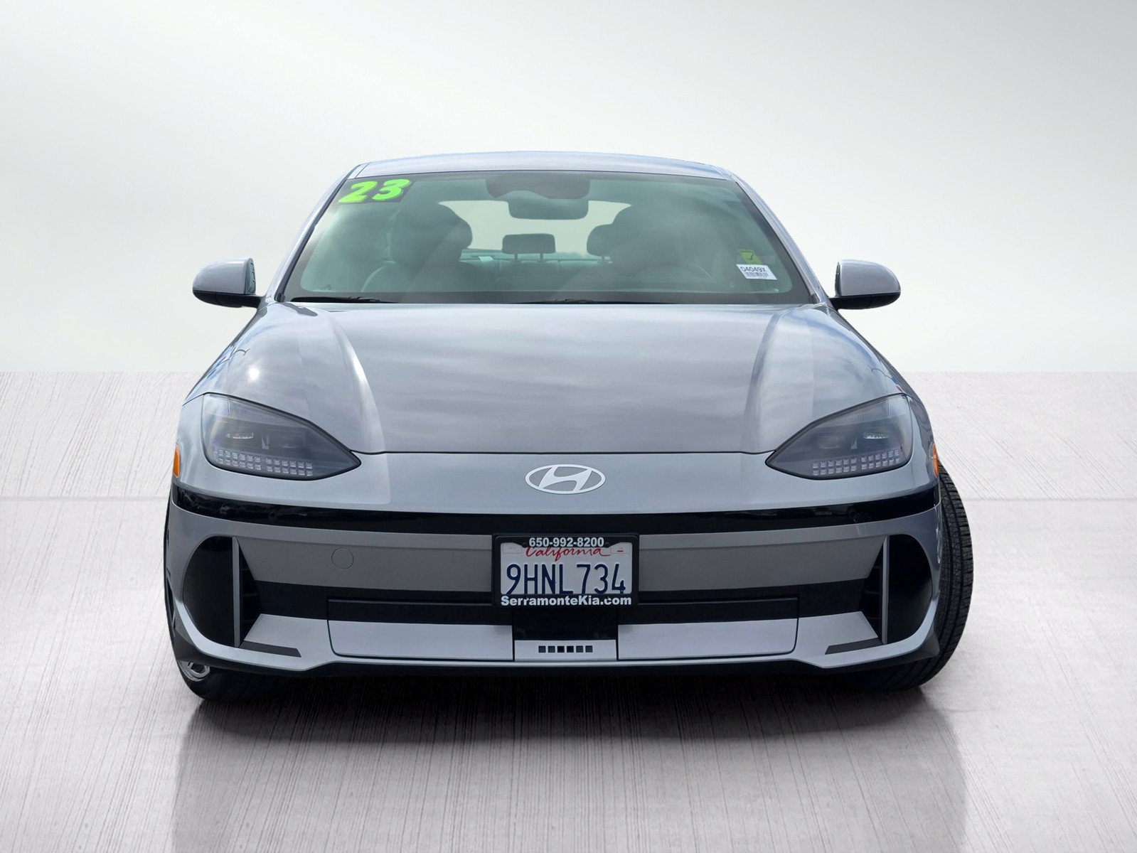 Used 2023 Hyundai Ioniq 6 SEL RWD image 2