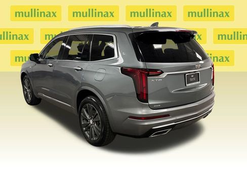 Used 2022 Cadillac XT6 Premium Luxury AWD/4WD image 17