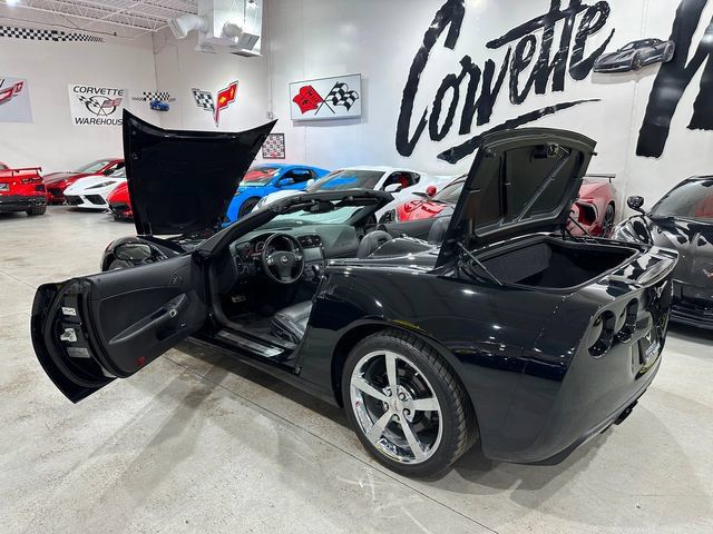 Used 2010 Chevrolet Corvette Convertible w/ Preferred Equipment Group RWD image 19