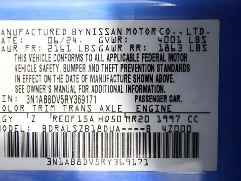 Used 2024 Nissan Sentra SR w/ SR Premium Package image 13