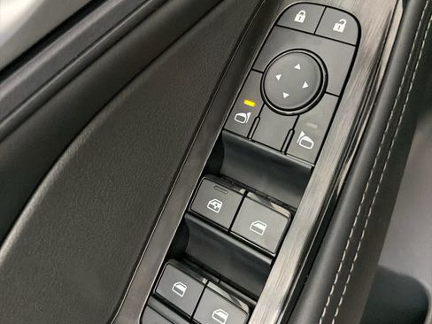 New 2026 Nissan Rogue SV FWD image 23