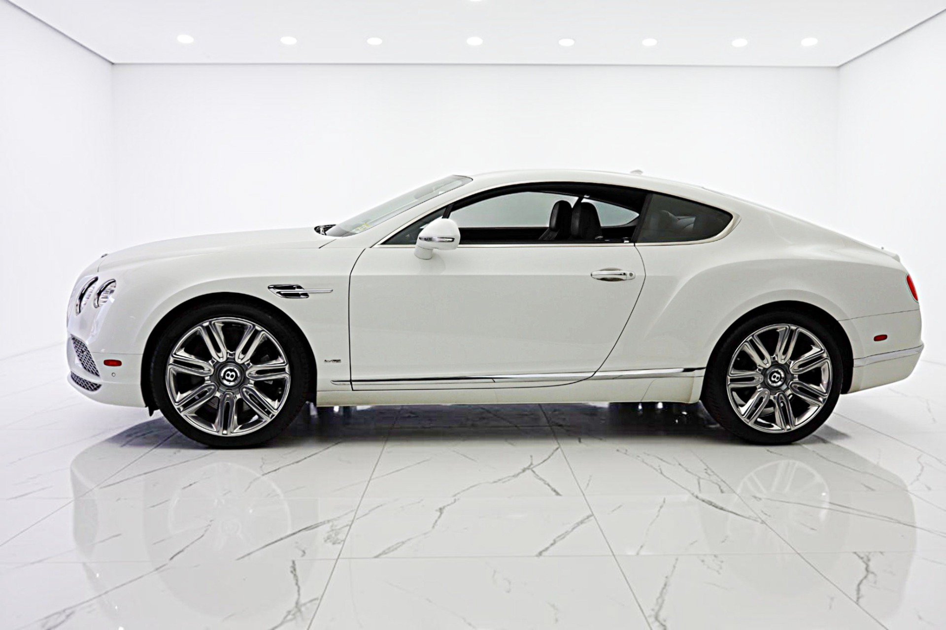 Used 2017 Bentley Continental GT AWD/4WD image 3