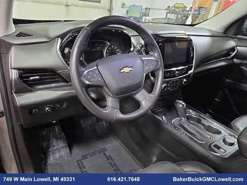 Used 2019 Chevrolet Traverse Premier w/ Driver Confidence II Package image 16
