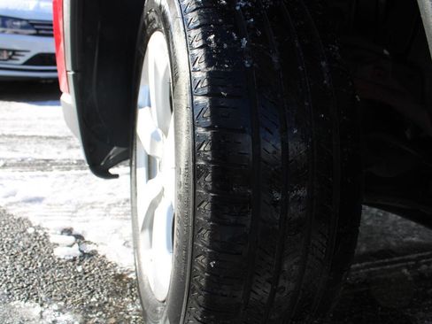 Used 2021 Jeep Compass Latitude image 17