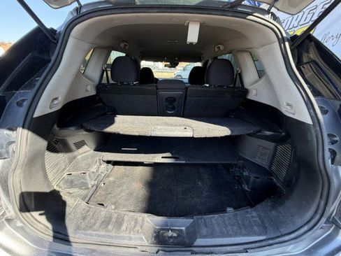 Used 2020 Nissan Rogue S FWD image 6