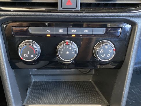 Certified 2024 Volkswagen Taos S w/ MDO Package FWD image 13