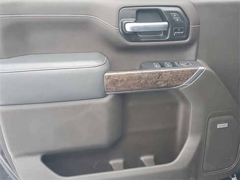 Used 2021 GMC Sierra 2500 Denali w/ Denali Ultimate Package image 15