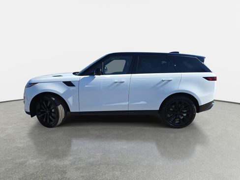 New 2026 Land Rover Range Rover Sport SE image 8