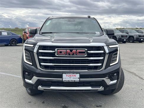 New 2026 GMC Yukon Elevation image 8