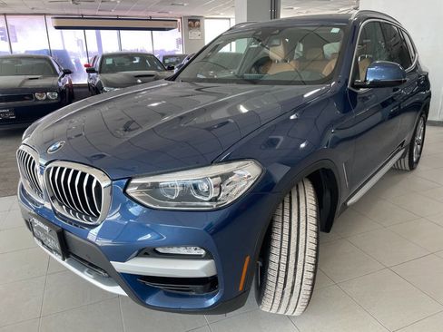 Used 2018 BMW X3 xDrive30i w/ Premium Package image 3