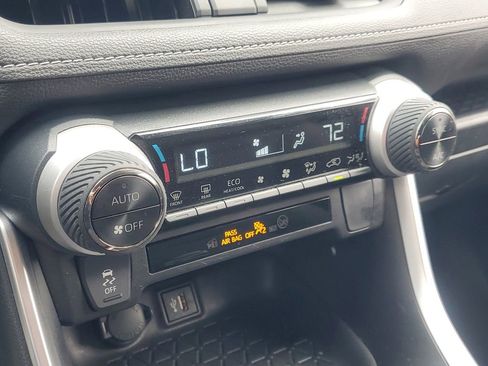 Used 2023 Toyota RAV4 LE image 27