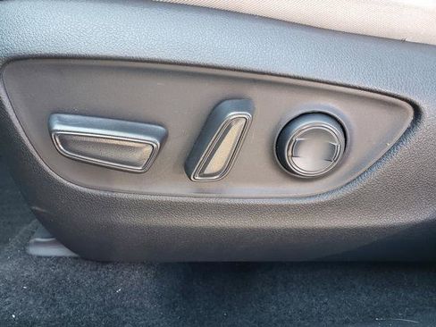 Used 2022 Toyota RAV4 XLE image 20