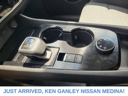 Certified 2023 Nissan Rogue SV AWD/4WD image 11