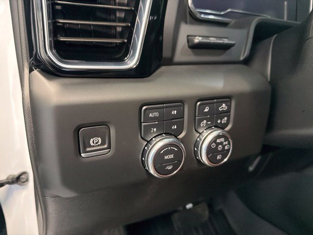Used 2025 GMC Sierra 2500 Denali Ultimate w/ LPO, GMC Protection Package AWD/4WD image 24