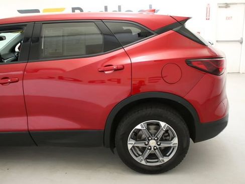 Used 2023 Chevrolet Blazer LT AWD/4WD image 6