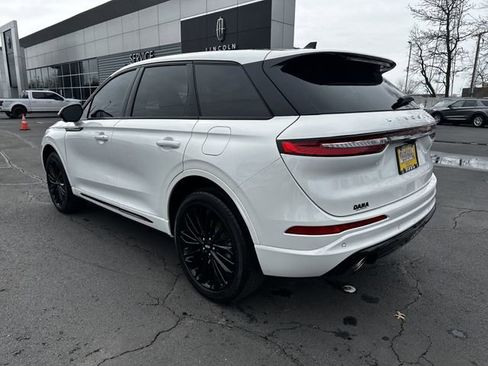 Certified 2024 Lincoln Corsair AWD w/ Equipment Group 101A image 7