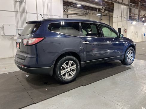 Used 2017 Chevrolet Traverse LT AWD/4WD image 9