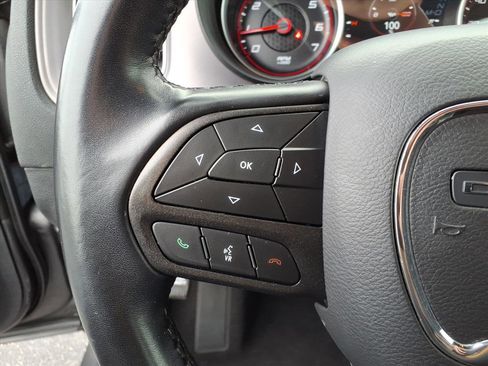 Used 2023 Dodge Charger SXT image 9