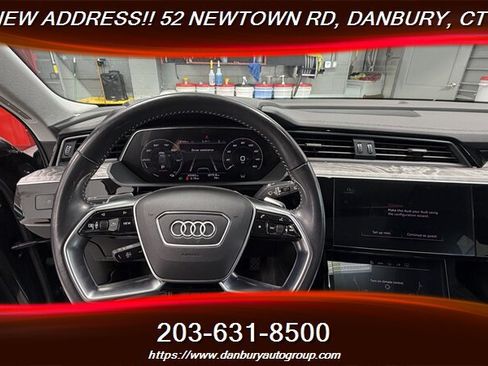 Used 2021 Audi e-tron Premium w/ Convenience Plus Package AWD/4WD image 19