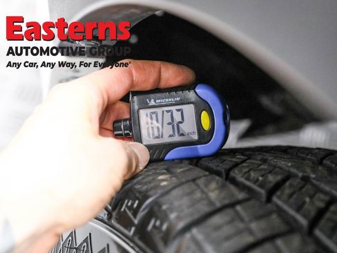 Used 2023 Ford Transit 350 XLT image 26