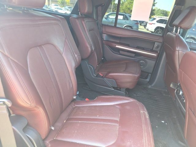 Used 2022 Ford Expedition Limited RWD image 14