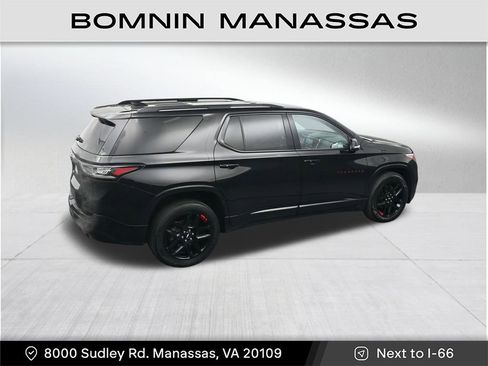 Used 2021 Chevrolet Traverse Premier w/ Redline Edition image 23