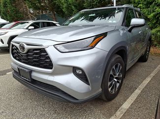 Used 2025 Toyota Highlander XLE video 2