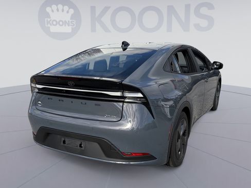 New 2026 Toyota Prius SE image 7