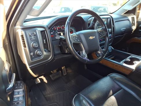 Used 2017 Chevrolet Silverado 2500 High Country w/ Duramax Plus Package image 17