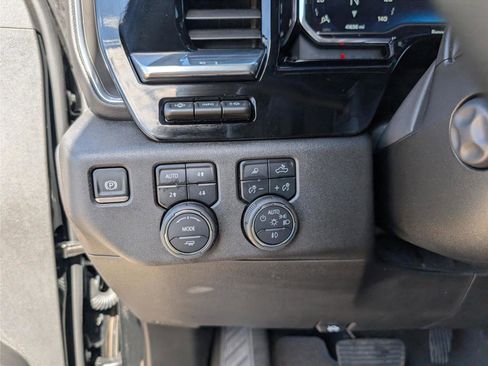 Used 2025 Chevrolet Silverado 1500 High Country w/ Technology Package image 29