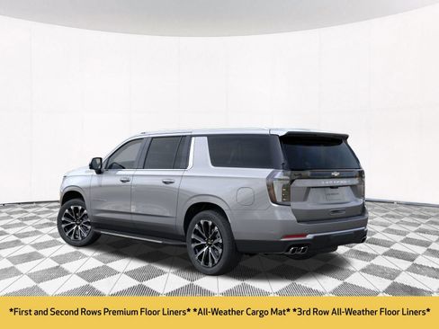 New 2026 Chevrolet Suburban High Country image 8