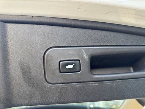 Used 2020 Acura MDX SH-AWD image 12