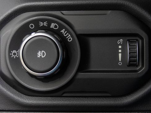 New 2026 Jeep Wrangler Sahara image 32