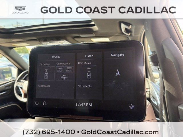 Used 2021 Cadillac Escalade Premium Luxury w/ Driver Assist Tech Package AWD/4WD image 10