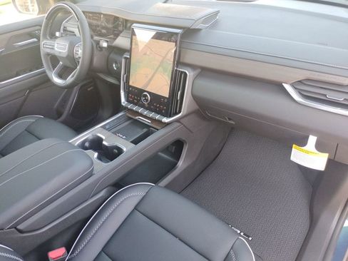 New 2026 GMC Acadia Denali w/ Super Cruise Package image 31