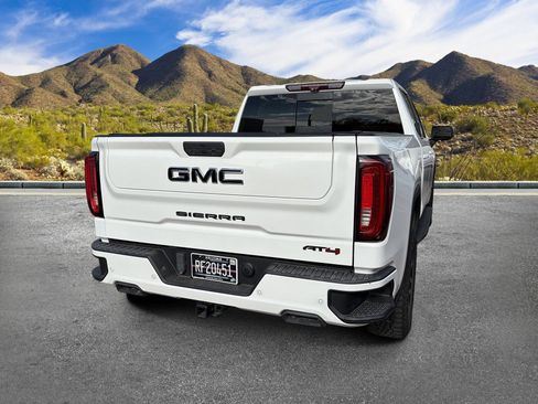 Certified 2021 GMC Sierra 1500 AT4 w/ AT4 Premium Package AWD/4WD image 3