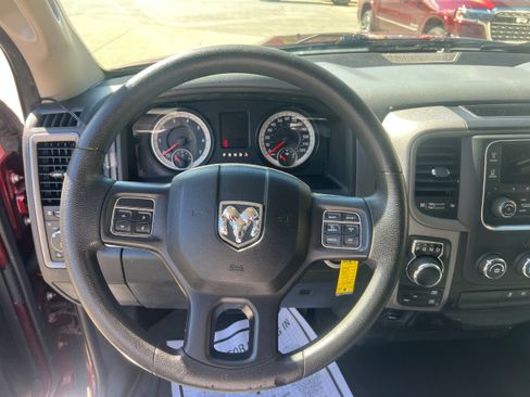 Used 2016 RAM 1500 Express AWD/4WD image 13