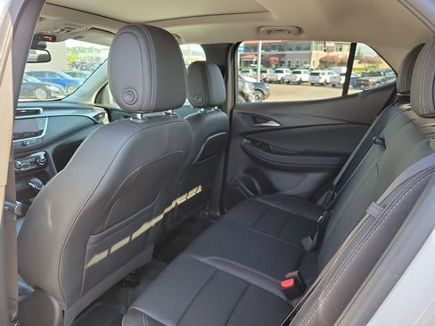 Used 2022 Buick Encore GX Essence w/ Experience Buick Package AWD/4WD image 10