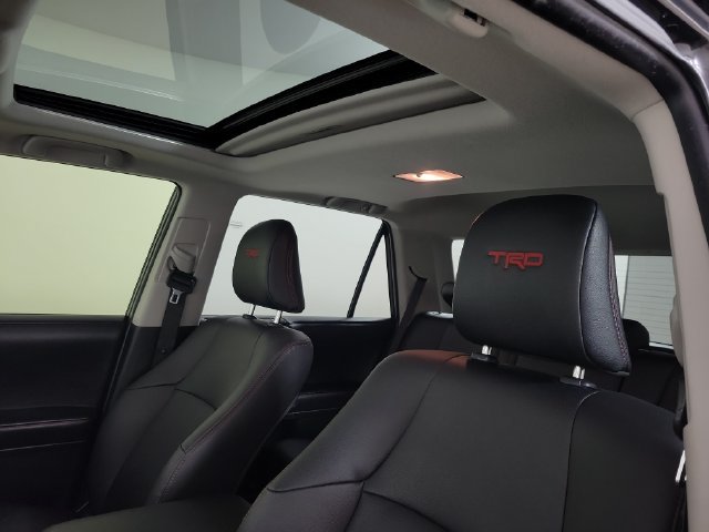Used 2023 Toyota 4Runner TRD Off-Road Premium w/ Moonroof Package AWD/4WD image 21